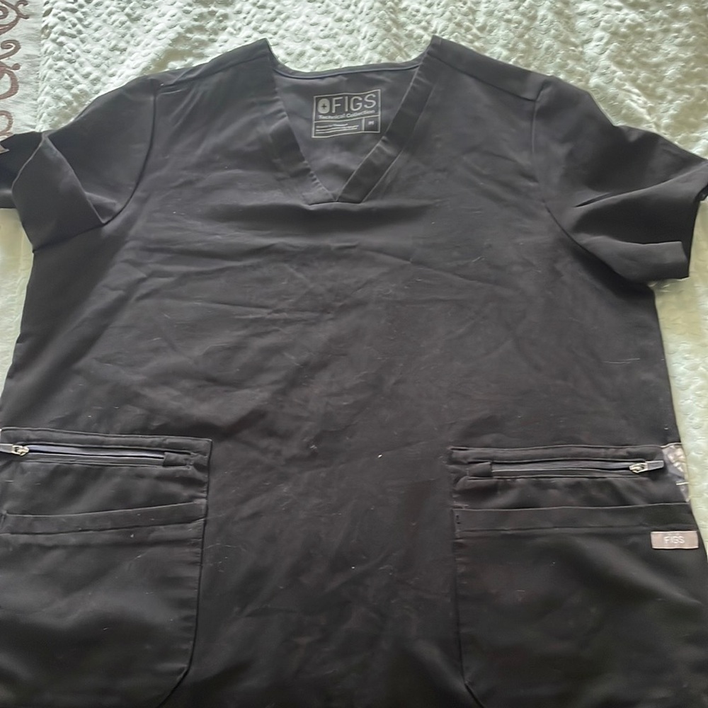 Fig Scrub Top Technical Collection - image 1